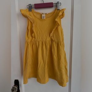 Yellow dress with ruffles